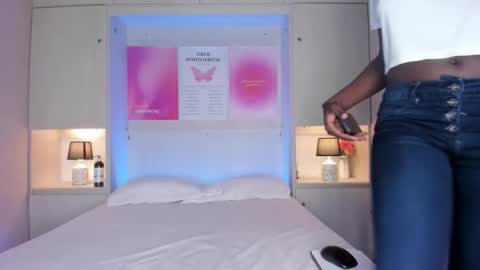 oshun_444 online show from 03/21/26, 12:10