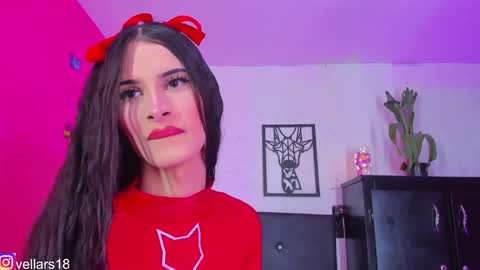 vella online show from 11/11/25, 08:20