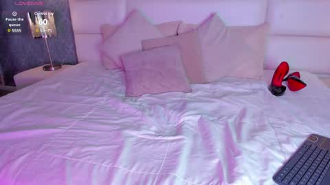 Snapshot of osirismansour chatting on 12/16/24, 05:22 Osirismansour online show from 12/16/24, 05:22