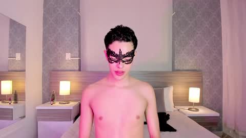 Snapshot of osirismansour chatting on 12/23/24, 07:38 Osirismansour online show from 12/23/24, 07:38