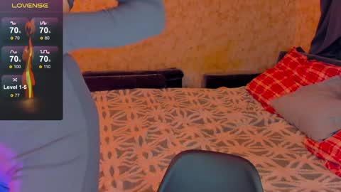 Snapshot of oskar_fucker chatting on 12/18/24, 09:14 Leliana online show from 12/18/24, 09:14