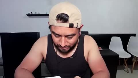 Snapshot of oskregal chatting on 02/12/26, 02:17 oskregal online show from 02/12/26, 02:17