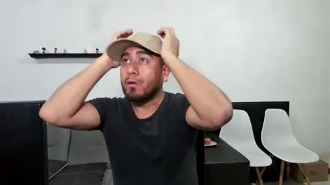 Snapshot of oskregal chatting on 02/18/26, 02:40 oskregal online show from 02/18/26, 02:40