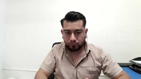 Snapshot of oskregal chatting on 02/18/26, 06:37 oskregal online show from 02/18/26, 06:37