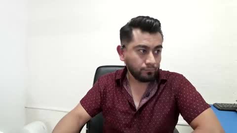 Snapshot of oskregal chatting on 02/19/26, 09:11 oskregal online show from 02/19/26, 09:11