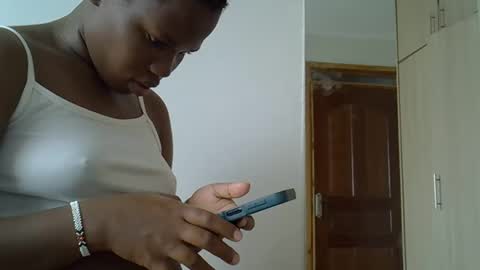 Snapshot of osoprettyebony chatting on 09/23/25, 12:19 osoprettyebony online show from 09/23/25, 12:19