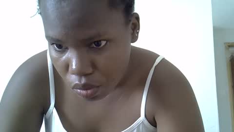 Snapshot of osoprettyebony chatting on 09/30/25, 11:26 osoprettyebony online show from 09/30/25, 11:26
