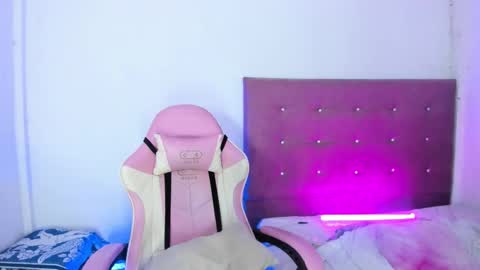 Maria   online show from 02/12/26, 06:08