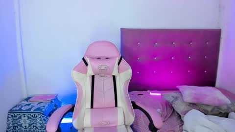 Maria   online show from 03/08/26, 02:04