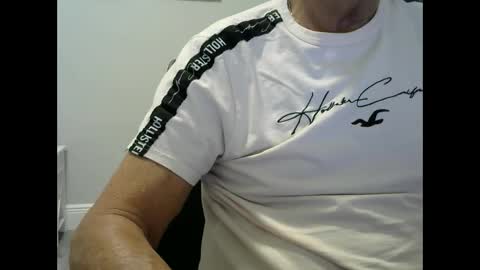 Ossi online show from 02/09/25, 08:13