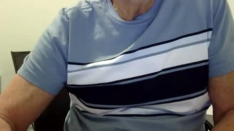 Ossi online show from 04/21/26, 02:15