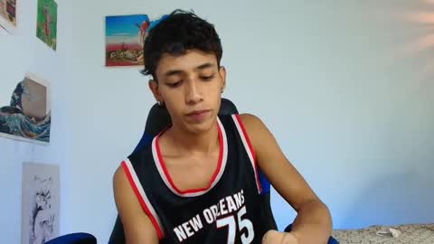 ostin 18hot online show from 11/28/25, 01:52