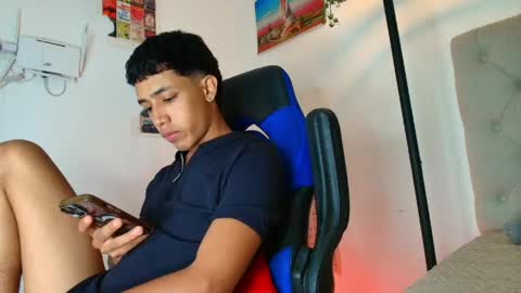 ostin 18hot online show from 04/28/26, 02:27