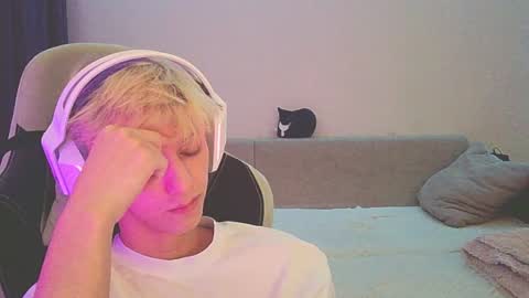 Ostin online show from 12/26/24, 03:20