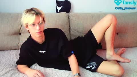 Ostin online show from 02/10/25, 07:04