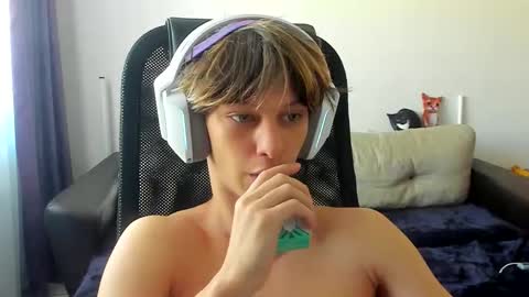 Ostin online show from 09/10/25, 05:07