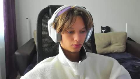 Ostin online show from 09/24/25, 08:17