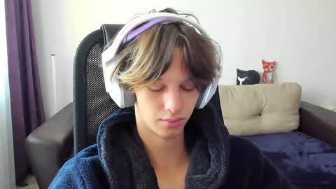 Ostin online show from 10/19/25, 08:37