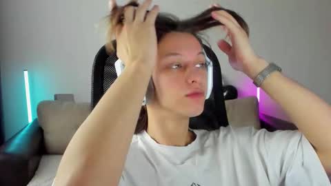 Ostin online show from 02/10/26, 07:01