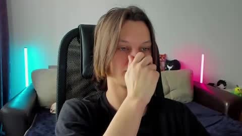 Ostin online show from 04/06/26, 06:03