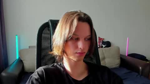 Ostin online show from 04/20/26, 11:46