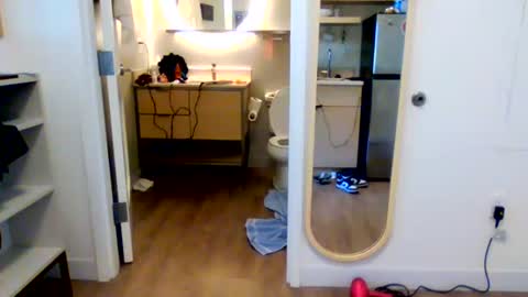 Snapshot of otherwonn11 chatting on 06/01/26, 05:03 Chulo CLos online show from 06/01/26, 05:03
