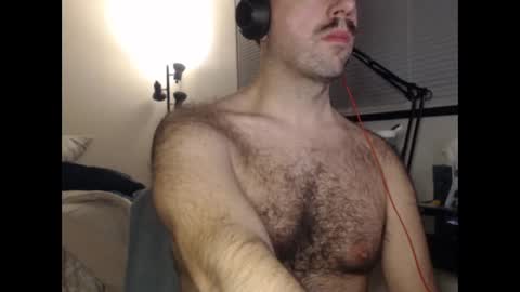 Snapshot of otterpussy chatting on 01/03/25, 06:44 OtterPussy online show from 01/03/25, 06:44