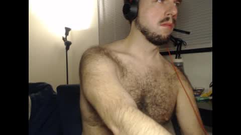 Snapshot of otterpussy chatting on 02/23/25, 08:11 OtterPussy online show from 02/23/25, 08:11