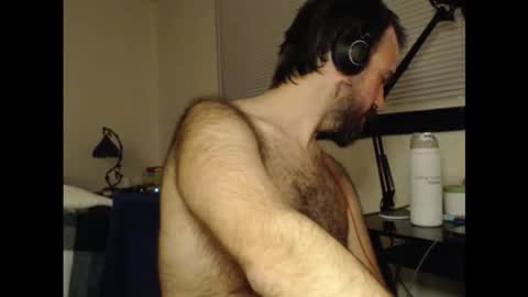 Snapshot of otterpussy chatting on 10/18/25, 03:20 OtterPussy online show from 10/18/25, 03:20
