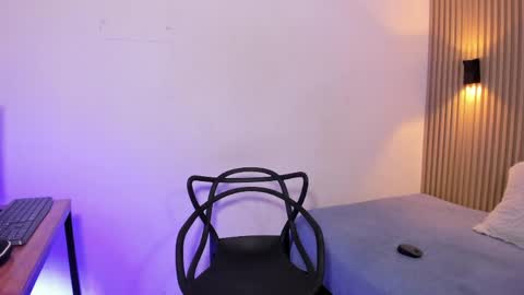 Otto Andrew online show from 04/01/26, 04:02