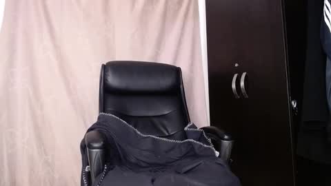 otto_stud online show from 04/30/26, 04:19