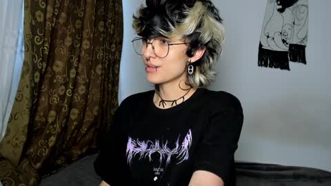 Snapshot of ottoyan_ chatting on 12/10/24, 10:16 Otto 3 online show from 12/10/24, 10:16