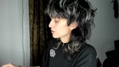 Snapshot of ottoyan_ chatting on 09/10/25, 03:06 Otto 3 online show from 09/10/25, 03:06
