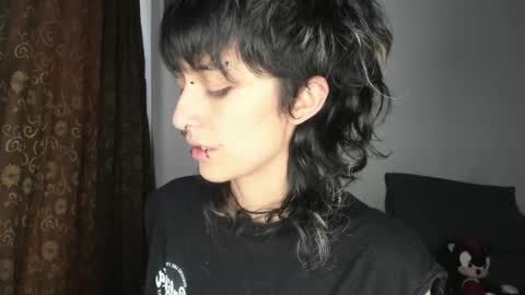 Snapshot of ottoyan_ chatting on 11/07/25, 05:46 Otto 3 online show from 11/07/25, 05:46