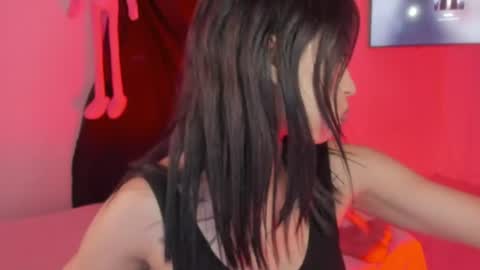 Snapshot of ounla_sweet chatting on 08/04/26, 12:25 ounla sweet online show from 08/04/26, 12:25