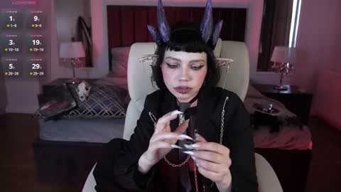 outfitobsession online show from 06/04/26, 02:12