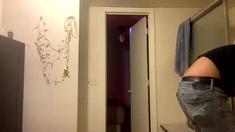 outlawdick226622 online show from 04/21/26, 10:54