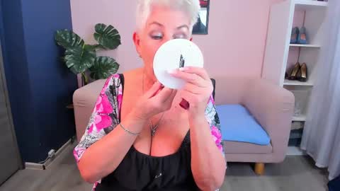 Alla online show from 02/16/25, 08:43