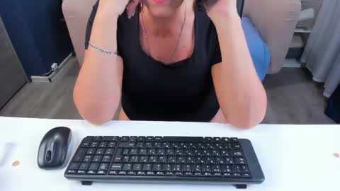 Alla online show from 09/13/25, 09:20