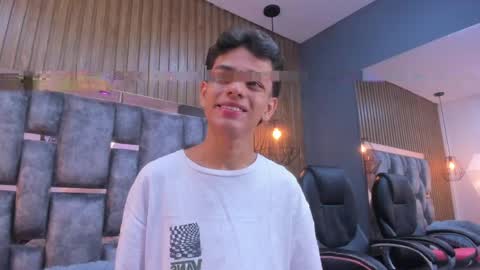 Owen Johnson online show from 04/18/26, 04:11