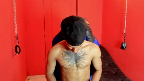 Snapshot of owen_blaze3 chatting on 05/18/26, 04:07 owen blaze online show from 05/18/26, 04:07