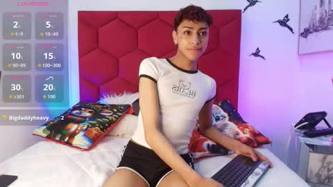 Owen online show from 12/18/25, 09:10