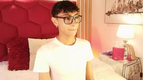 Owen online show from 04/12/26, 03:11