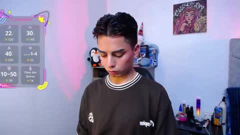 Owen  Independent model  online show from 01/14/26, 02:33