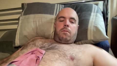 Owen2022 online show from 10/13/25, 06:35