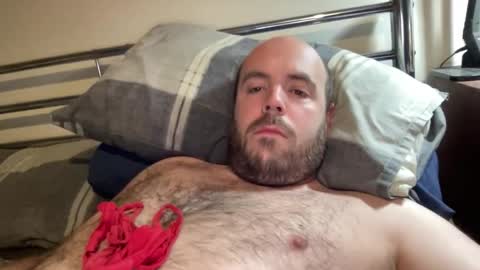 Owen2022 online show from 11/19/25, 07:19