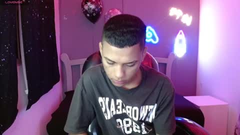 Snapshot of owenstone chatting on 01/06/25, 07:56 OWEN online show from 01/06/25, 07:56