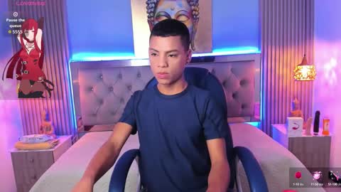 Snapshot of owenstone chatting on 09/11/25, 04:12 OWEN online show from 09/11/25, 04:12