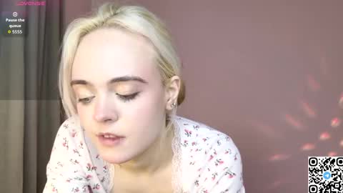 Oxcy online show from 04/30/26, 05:36