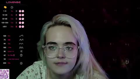 Oxcy online show from 07/05/26, 04:19